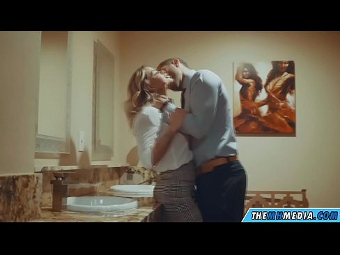 ❤️ Когато наедряла блондинка ви съблазни в обществена тоалетна ☑ Анално порно в bg.quizfarmature.ru ❌❤